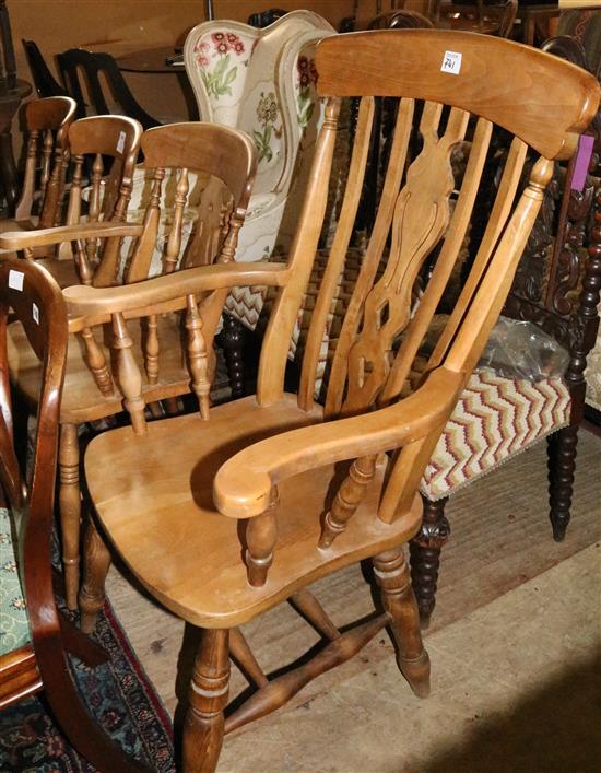 Set of 6 pine chairs(-)